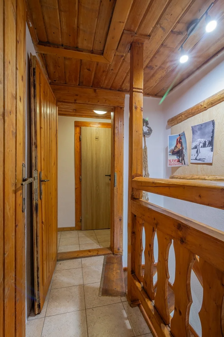 Attic hallway – Chata Zuzanka